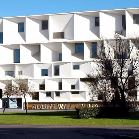 Entrevias - Con Garaje Y Wifi 레온