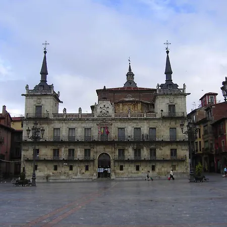 Entrevias - Con Garaje Y Wifi * Леон