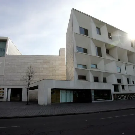 Entrevias - Con Garaje Y Wifi