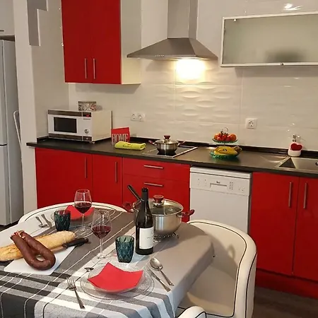 Entrevias - Con Garaje Y Wifi 아파트