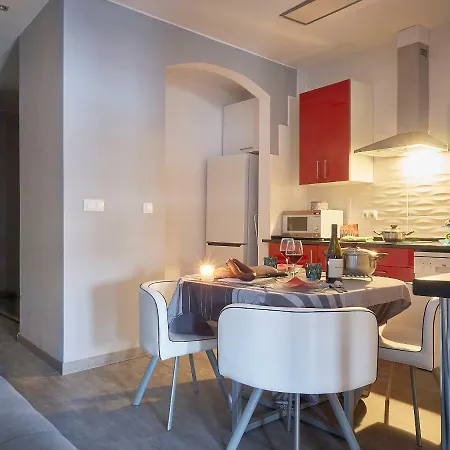 Entrevias - Con Garaje Y Wifi *